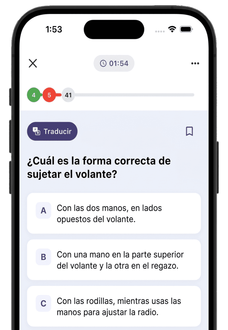 Aplicación CDL Help en dispositivo móvil mostrando una pregunta de prueba de práctica