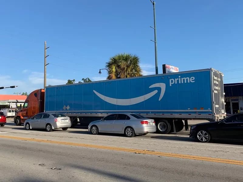 Connecticut Trucking Company Owner Pleads Guilty in $3.5M Amazon Logistics Fraud Scheme