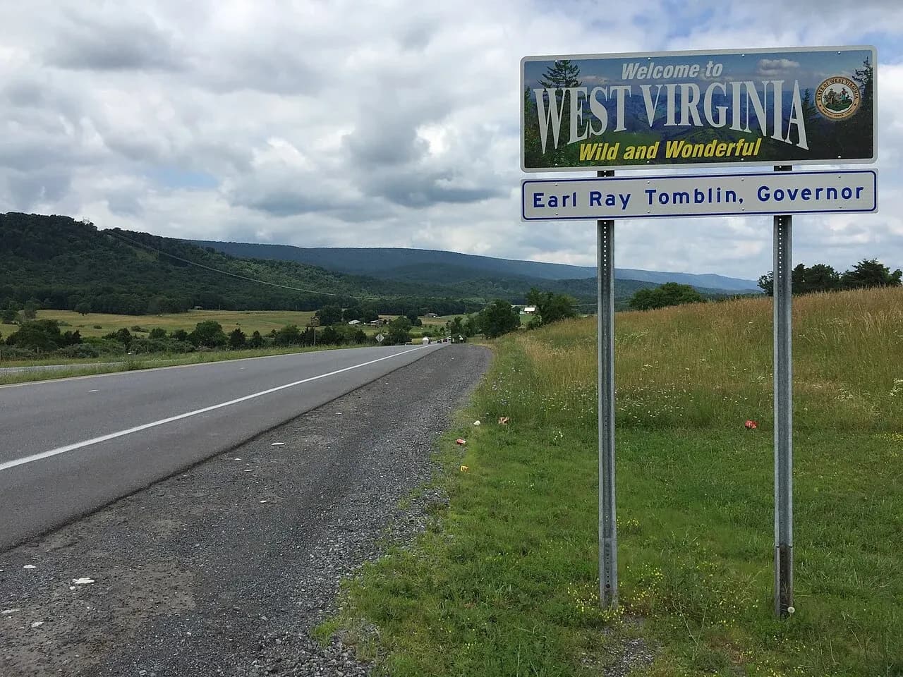 West Virginia Considers Tightening English Requirements for CDL After Fatal Accident